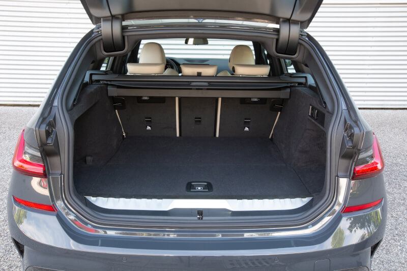 BMW 3-serie Touring: Designlinjer & udstyr